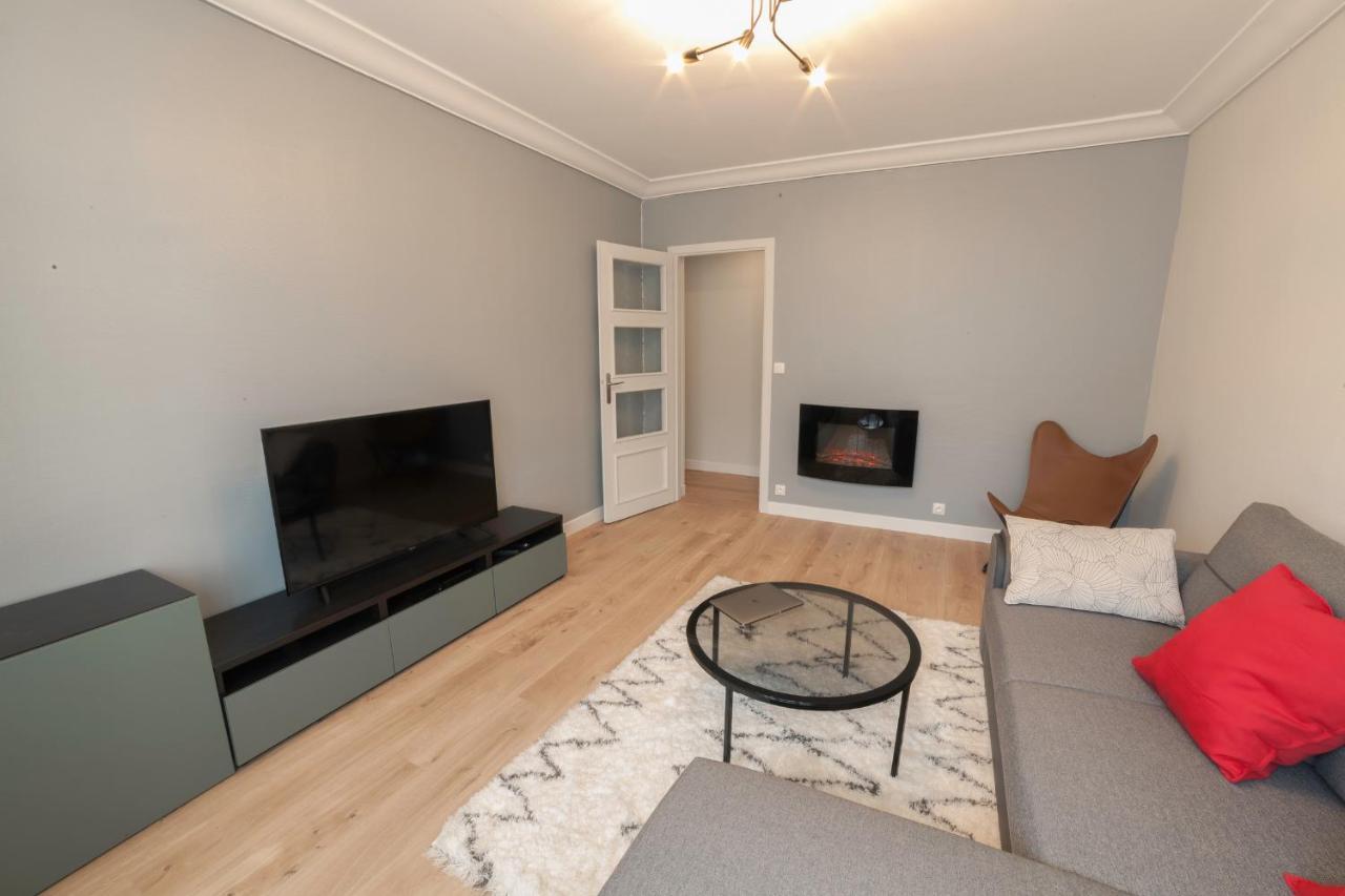 Prestigeloc - Business & Confort - 3 Grandes Chambres, 2 Sdb, Hyper Centre Orleans Exterior photo