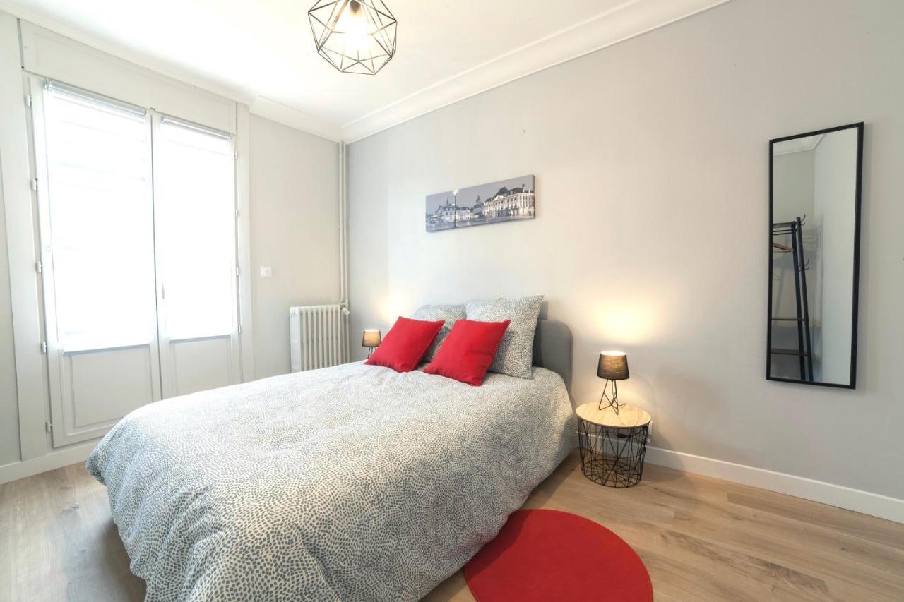 Prestigeloc - Business & Confort - 3 Grandes Chambres, 2 Sdb, Hyper Centre Orleans Exterior photo